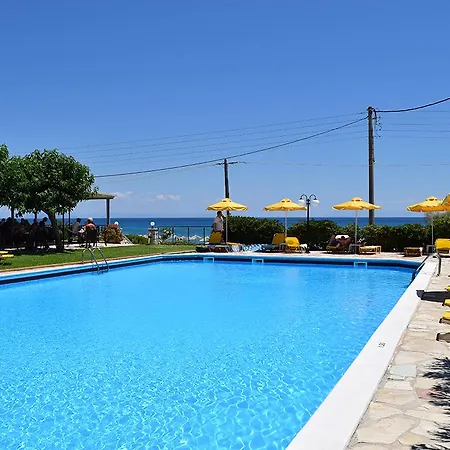 Paspalis 3*