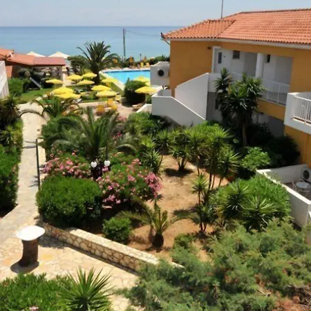 Paspalis 3*