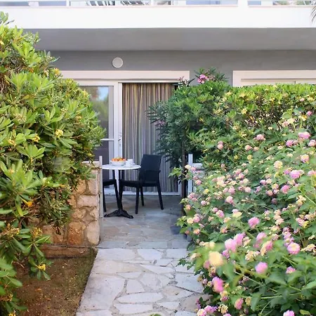 Paspalis ホテル 3*